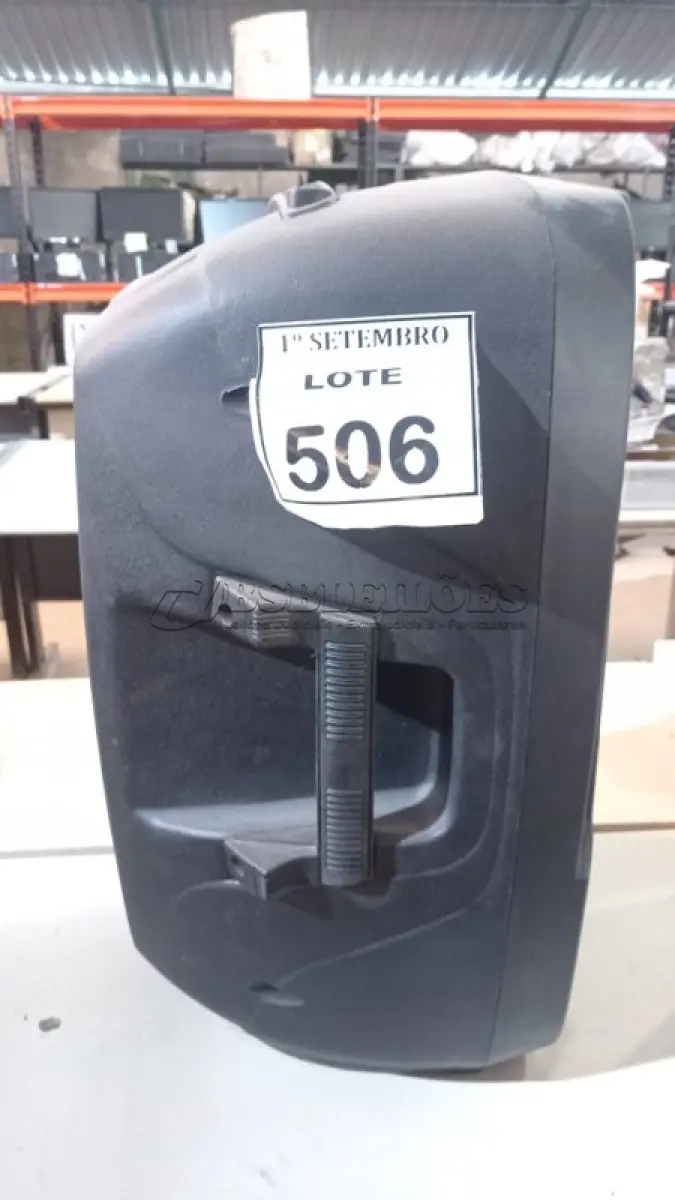 LOTE 506 - 01 CAIXA DE SOM PZPROPASSIVE PX-12. (NO ESTADO) ATENÇÃO! FAZER A VISITAÇÃO ANTES DE ARREMATAR, NÃO SABEMOS SE FUNCIONA. LEILÃO NÃO TEM GARANTIA E NEM DEVOLUÇÃO, SUJEITO A POSSÍVEIS AVARIAS VISÍVEIS/OCULTAS E/OU AUSÊNCIA DE COMPONENTES.