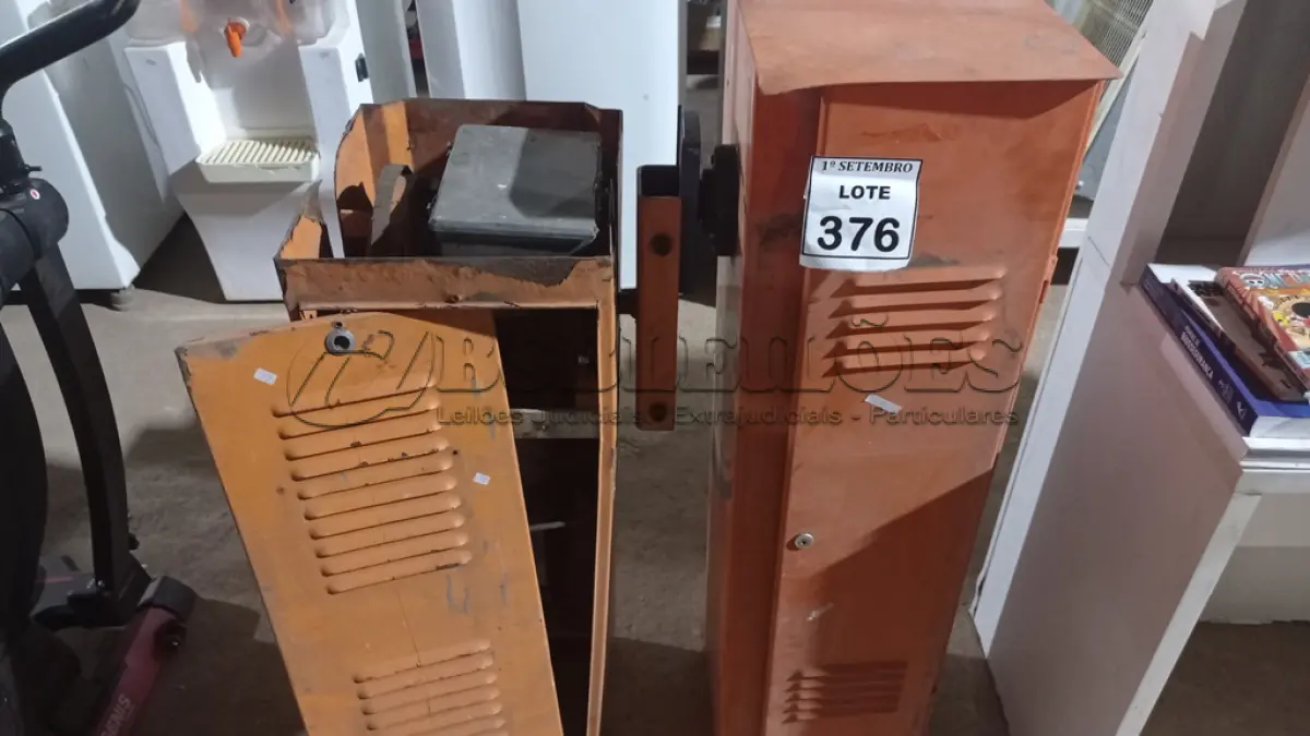 LOTE 376 - 02 CANCELAS AUTOMÁTICAS SEM BRAÇO. (NO ESTADO) ATENÇÃO! FAZER A VISITAÇÃO ANTES DE ARREMATAR, NÃO SABEMOS SE FUNCIONA, LEILÃO NÃO TEM GARANTIA E NEM DEVOLUÇÃO, SUJEITO A POSSÍVEIS AVARIAS VISÍVEIS/OCULTAS E/OU AUSÊNCIA DE COMPONENTES.