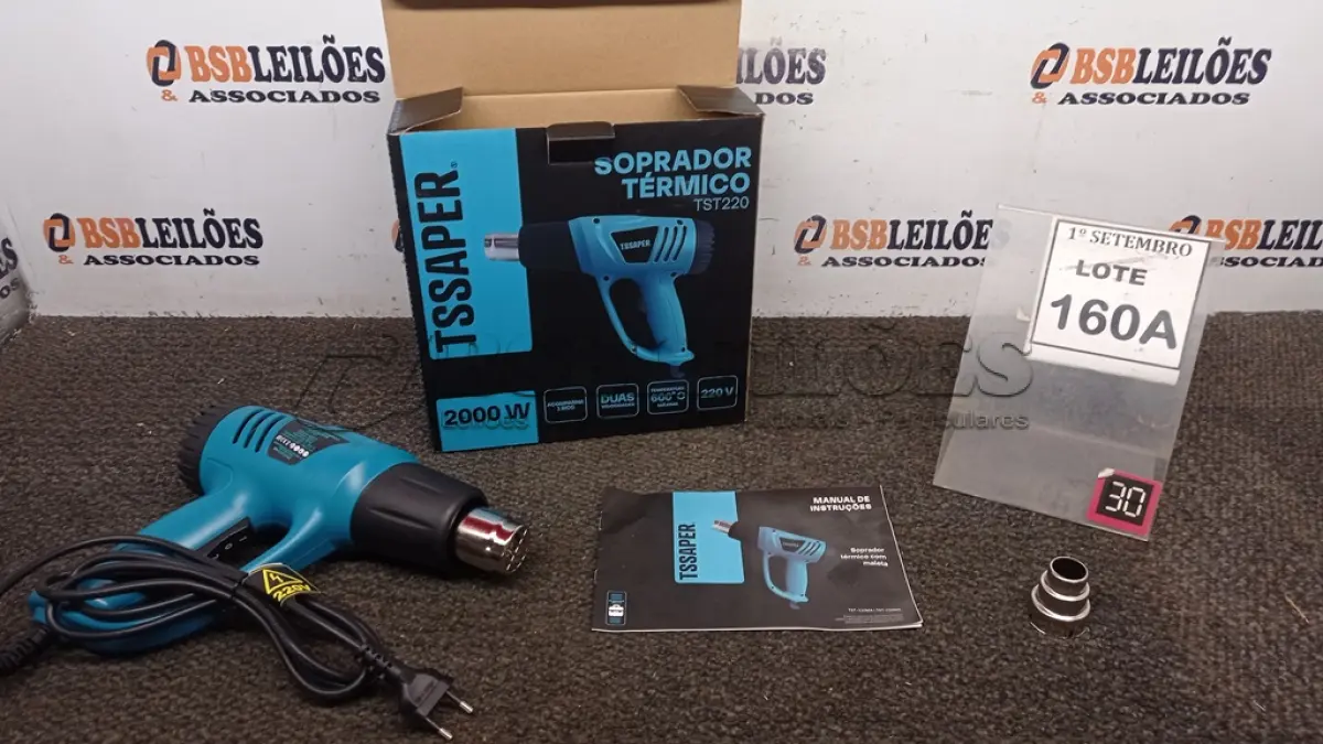 LOTE 160 - 01 SOPRADOR TÉRMICO 200W DUAS VELOCIDADES. (NO ESTADO) ATENÇÃO! FAZER A VISITAÇÃO ANTES DE ARREMATAR, NÃO SABEMOS SE FUNCIONA, LEILÃO NÃO TEM GARANTIA E NEM DEVOLUÇÃO, SUJEITO A POSSÍVEIS AVARIAS VISÍVEIS/OCULTAS E/OU AUSÊNCIA DE COMPONENTES.