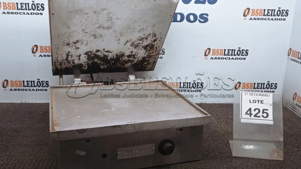 LOTE 425 - 01 CHAPA ELÉTRICA EM INOX. (NO ESTADO) ATENÇÃO! FAZER A VISITAÇÃO ANTES DE ARREMATAR, NÃO SABEMOS SE FUNCIONA. LEILÃO NÃO TEM GARANTIA E NEM DEVOLUÇÃO, SUJEITO A POSSÍVEIS AVARIAS VISÍVEIS/OCULTAS E/OU AUSÊNCIA DE COMPONENTES.