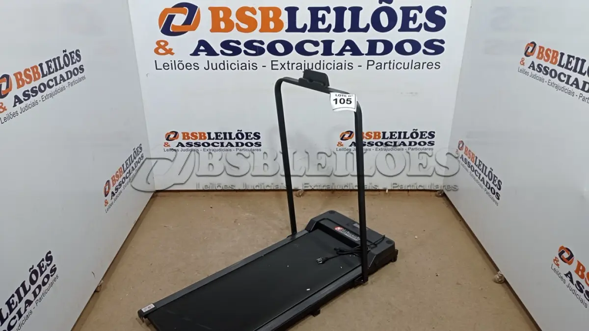 LOTE 105 - 01 ESTEIRA ELÉTRICA KNAKASAKI 110VOLTS C/ CONTROLE (NO ESTADO, NÃO SABEMOS SE FUNCIONA. LEILÃO NÃO TEM GARANTIA E NEM DEVOLUÇÃO, SUJEITO A POSSÍVEIS AVARIAS VISÍVEIS/OCULTAS E/OU AUSÊNCIA DE COMPONENTES)