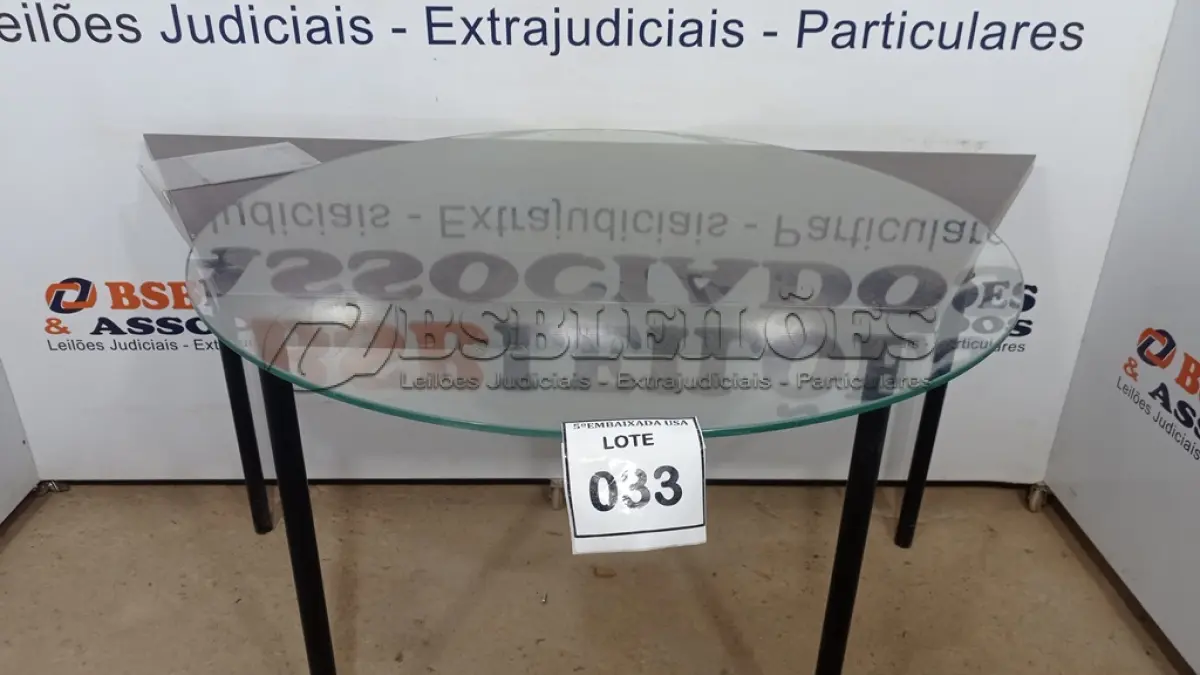 LOTE 033 - 01 VIDRO REDONDO 92CM 0,5MM. (NO ESTADO EM QUE SE ENCONTRA. SUJEITO A AVARIAS OCULTAS/VISÍVEIS.)