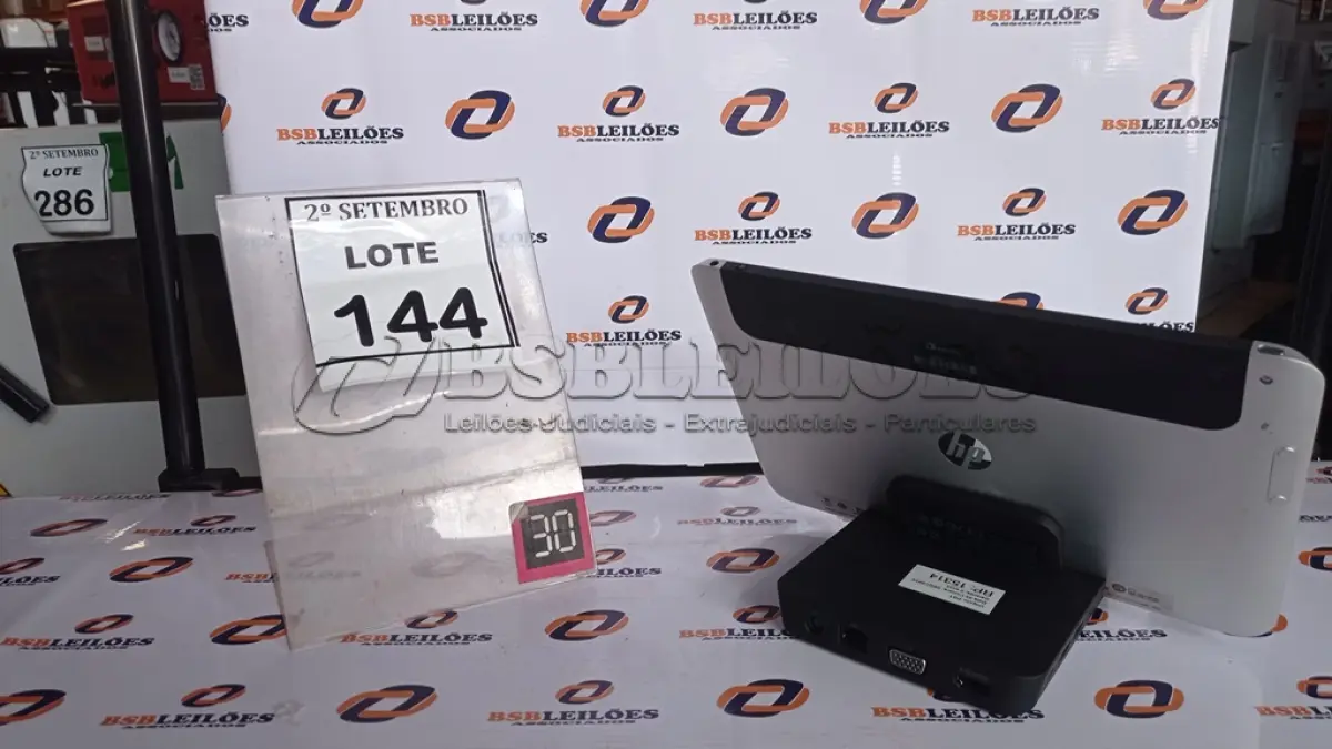 LOTE 144 - 01 TABLET HP ELITEPAD. (NO ESTADO) ATENÇÃO! FAZER A VISITAÇÃO ANTES DE ARREMATAR, NÃO SABEMOS SE FUNCIONA, LEILÃO NÃO TEM GARANTIA E NEM DEVOLUÇÃO, SUJEITO A POSSÍVEIS AVARIAS VISÍVEIS/OCULTAS E/OU AUSÊNCIA DE COMPONENTES.