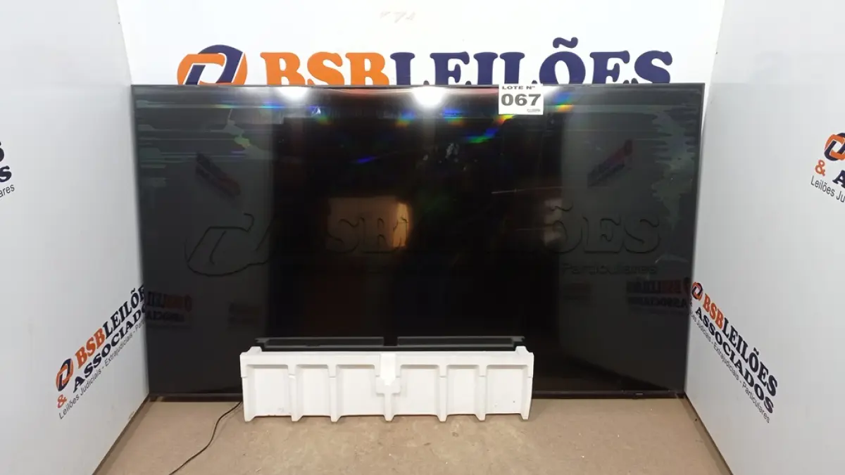 LOTE 067 - 01 SMART TV LED 85" 4K WI-FI CRYSTAL UHD 85BU8000 SAMSUNG (NO ESTADO, NÃO SABEMOS SE FUNCIONA. LEILÃO NÃO TEM GARANTIA E NEM DEVOLUÇÃO, SUJEITO A POSSÍVEIS AVARIAS VISÍVEIS/OCULTAS E/OU AUSÊNCIA DE COMPONENTES)
