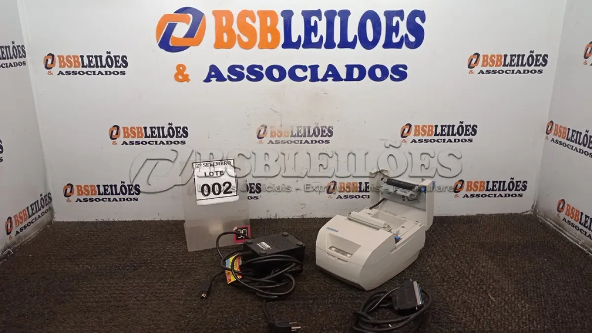 LOTE 002 - 01 MÁQUINA DE CUPOM MARCA DIEBOLD. (NO ESTADO) ATENÇÃO! FAZER A VISITAÇÃO ANTES DE ARREMATAR, NÃO SABEMOS SE FUNCIONA, LEILÃO NÃO TEM GARANTIA E NEM DEVOLUÇÃO, SUJEITO A POSSÍVEIS AVARIAS VISÍVEIS/OCULTAS E/OU AUSÊNCIA DE COMPONENTES.
