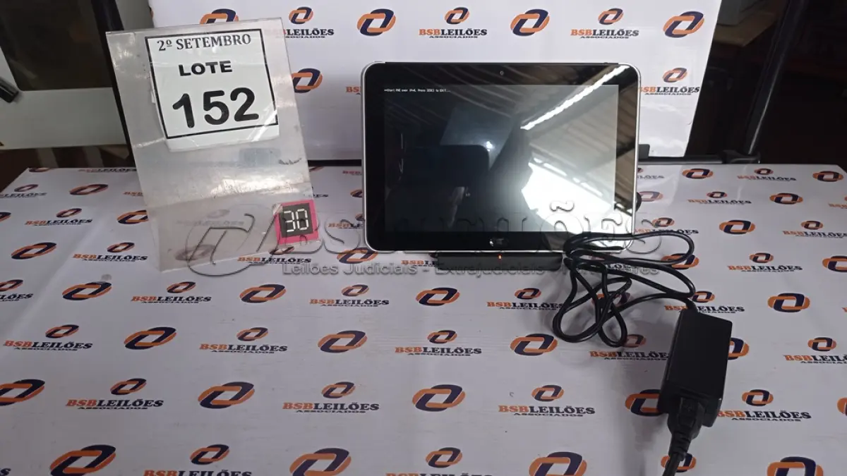 LOTE 152 - 01 TABLET HP ELITEPAD. (NO ESTADO) ATENÇÃO! FAZER A VISITAÇÃO ANTES DE ARREMATAR, NÃO SABEMOS SE FUNCIONA, LEILÃO NÃO TEM GARANTIA E NEM DEVOLUÇÃO, SUJEITO A POSSÍVEIS AVARIAS VISÍVEIS/OCULTAS E/OU AUSÊNCIA DE COMPONENTES.