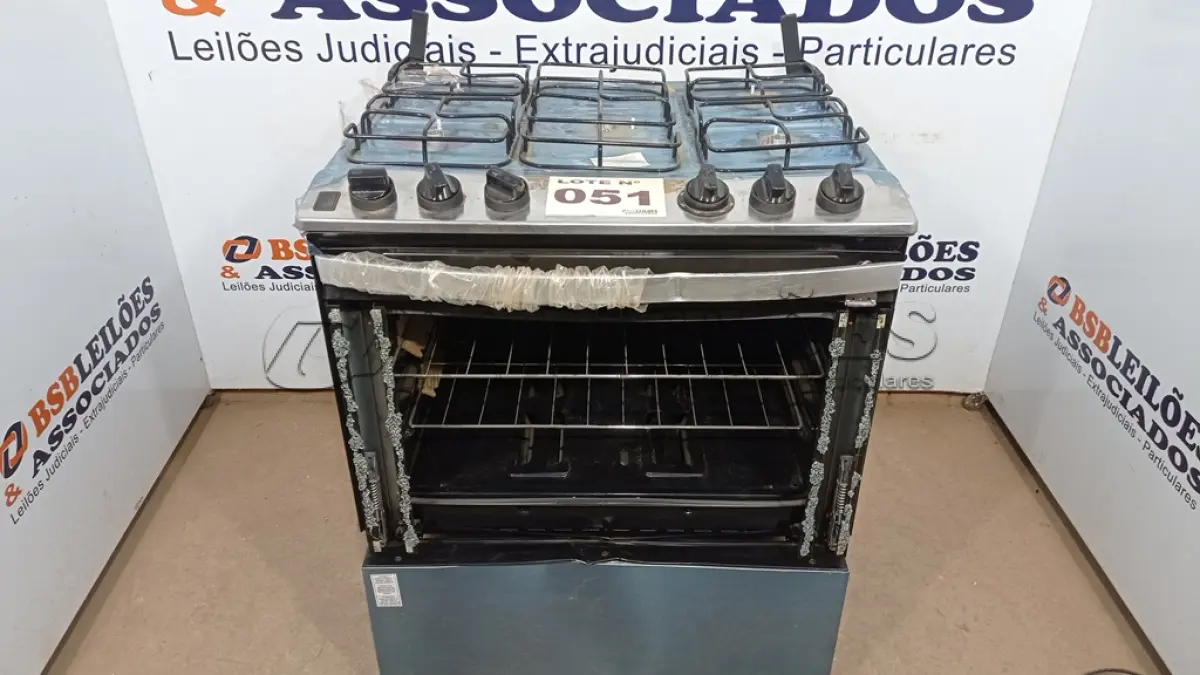 LOTE 051 - 01 FOGÃO BRASTEMP 5 BOCAS (NO ESTADO, NÃO SABEMOS SE FUNCIONA. LEILÃO NÃO TEM GARANTIA E NEM DEVOLUÇÃO, SUJEITO A POSSÍVEIS AVARIAS VISÍVEIS/OCULTAS E/OU AUSÊNCIA DE COMPONENTES)