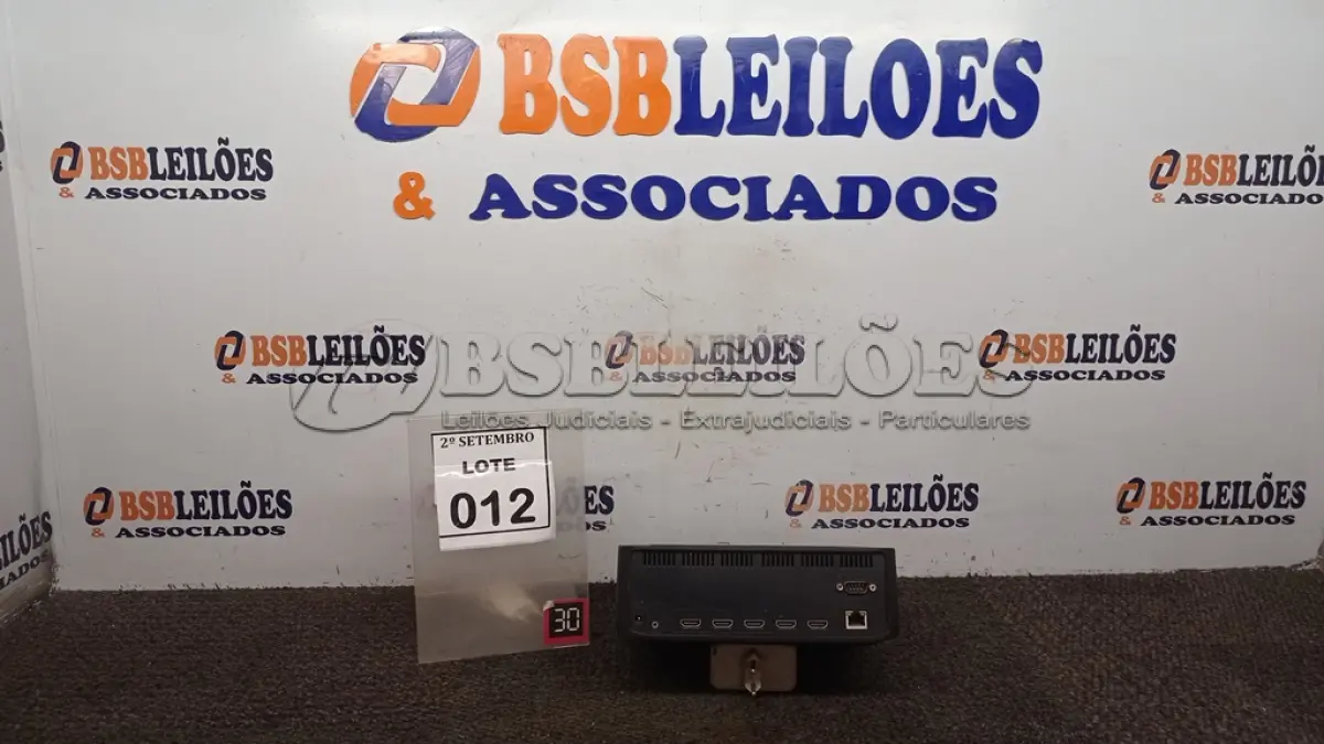 LOTE 012 - 01 GERADOR DE TRANSMISSÃO HD. (NO ESTADO) ATENÇÃO! FAZER A VISITAÇÃO ANTES DE ARREMATAR, NÃO SABEMOS SE FUNCIONA. LEILÃO NÃO TEM GARANTIA E NEM DEVOLUÇÃO, SUJEITO A POSSÍVEIS AVARIAS VISÍVEIS/OCULTAS E/OU AUSÊNCIA DE COMPONENTES.