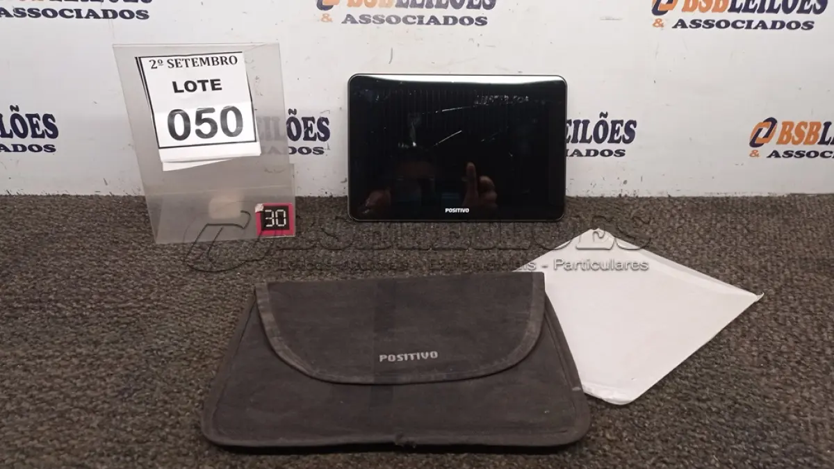LOTE 050