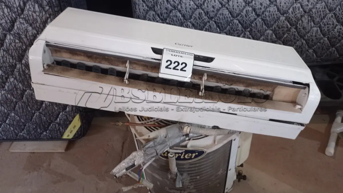 LOTE 222 - 01 AR CONDICIONADO CARRIER 12.000BTUS. (NO ESTADO EM QUE SE ENCONTRA. SUJEITO A AVARIAS OCULTAS/VISÍVEIS.)BH1526K