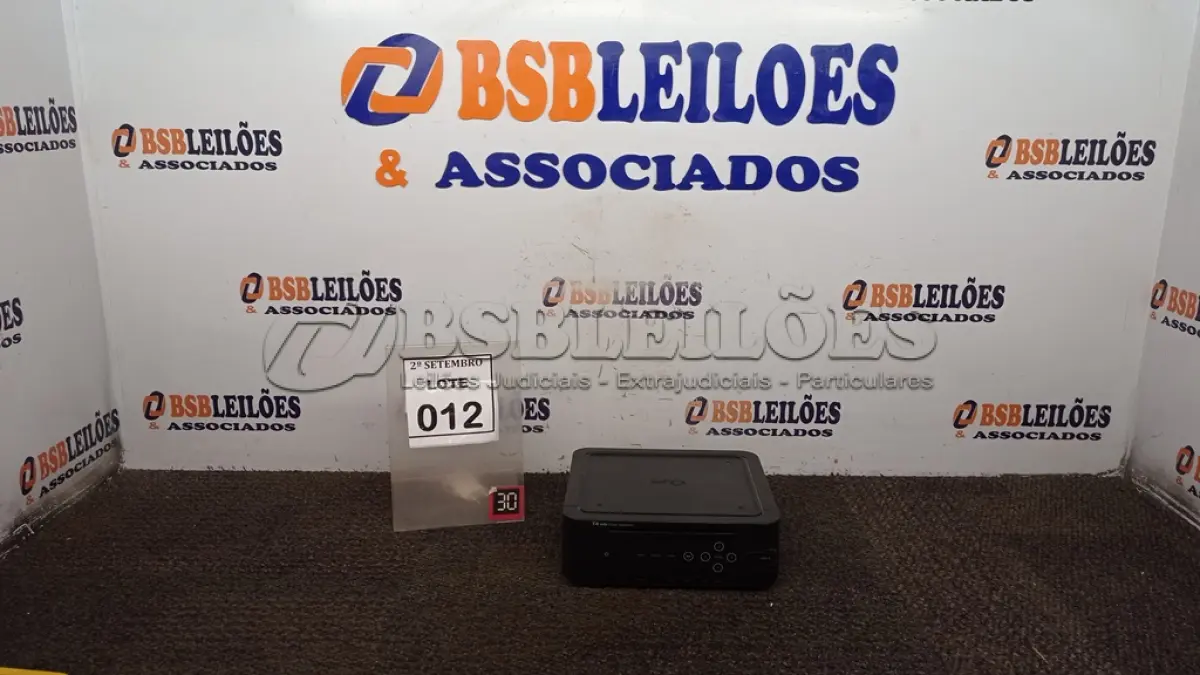 LOTE 012 - 01 GERADOR DE TRANSMISSÃO HD. (NO ESTADO) ATENÇÃO! FAZER A VISITAÇÃO ANTES DE ARREMATAR, NÃO SABEMOS SE FUNCIONA. LEILÃO NÃO TEM GARANTIA E NEM DEVOLUÇÃO, SUJEITO A POSSÍVEIS AVARIAS VISÍVEIS/OCULTAS E/OU AUSÊNCIA DE COMPONENTES.