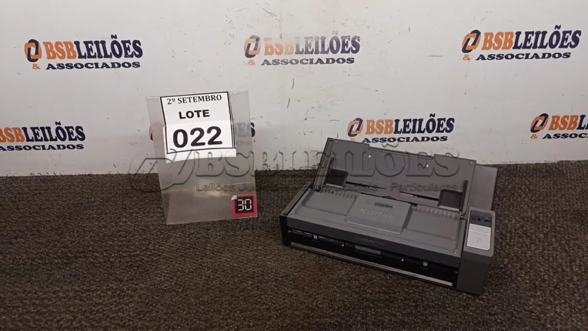 LOTE 022 - 01 SCANNER MARCA KODAK. (NO ESTADO) ATENÇÃO! FAZER A VISITAÇÃO ANTES DE ARREMATAR, NÃO SABEMOS SE FUNCIONA, LEILÃO NÃO TEM GARANTIA E NEM DEVOLUÇÃO, SUJEITO A POSSÍVEIS AVARIAS VISÍVEIS/OCULTAS E/OU AUSÊNCIA DE COMPONENTES.