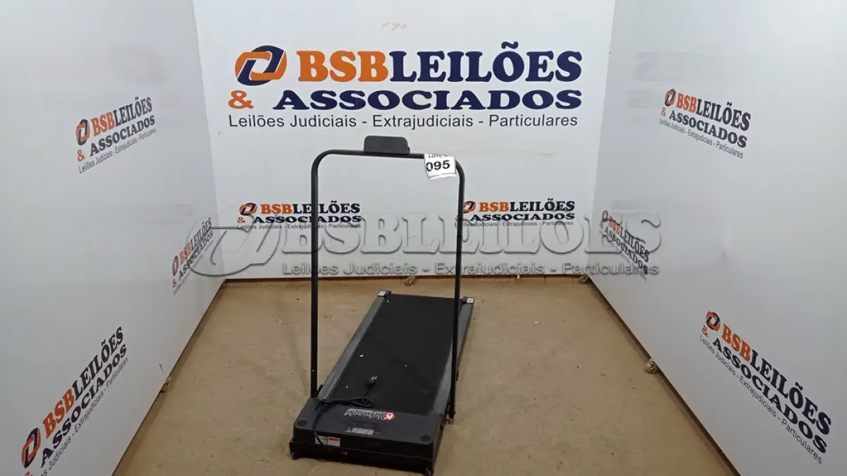 LOTE 095 - 01 ESTEIRA ELÉTRICA KNAKASAKI 110VOLTS C/ CONTROLE (NO ESTADO, NÃO SABEMOS SE FUNCIONA. LEILÃO NÃO TEM GARANTIA E NEM DEVOLUÇÃO, SUJEITO A POSSÍVEIS AVARIAS VISÍVEIS/OCULTAS E/OU AUSÊNCIA DE COMPONENTES)