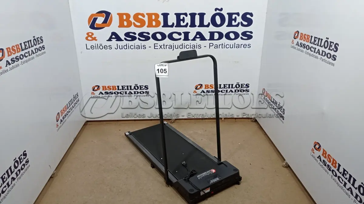 LOTE 105 - 01 ESTEIRA ELÉTRICA KNAKASAKI 110VOLTS C/ CONTROLE (NO ESTADO, NÃO SABEMOS SE FUNCIONA. LEILÃO NÃO TEM GARANTIA E NEM DEVOLUÇÃO, SUJEITO A POSSÍVEIS AVARIAS VISÍVEIS/OCULTAS E/OU AUSÊNCIA DE COMPONENTES)