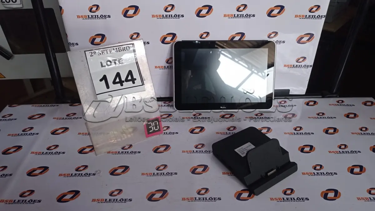 LOTE 144 - 01 TABLET HP ELITEPAD. (NO ESTADO) ATENÇÃO! FAZER A VISITAÇÃO ANTES DE ARREMATAR, NÃO SABEMOS SE FUNCIONA, LEILÃO NÃO TEM GARANTIA E NEM DEVOLUÇÃO, SUJEITO A POSSÍVEIS AVARIAS VISÍVEIS/OCULTAS E/OU AUSÊNCIA DE COMPONENTES.