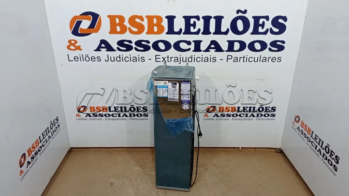 LOTE 053 - 01 BEBEDOURO REFRIGERADO DE PRESSÃO KROMANOX PRESS STAR LIBELL 110VOLTS (NO ESTADO, NÃO SABEMOS SE FUNCIONA. LEILÃO NÃO TEM GARANTIA E NEM DEVOLUÇÃO, SUJEITO A POSSÍVEIS AVARIAS VISÍVEIS/OCULTAS E/OU AUSÊNCIA DE COMPONENTES)