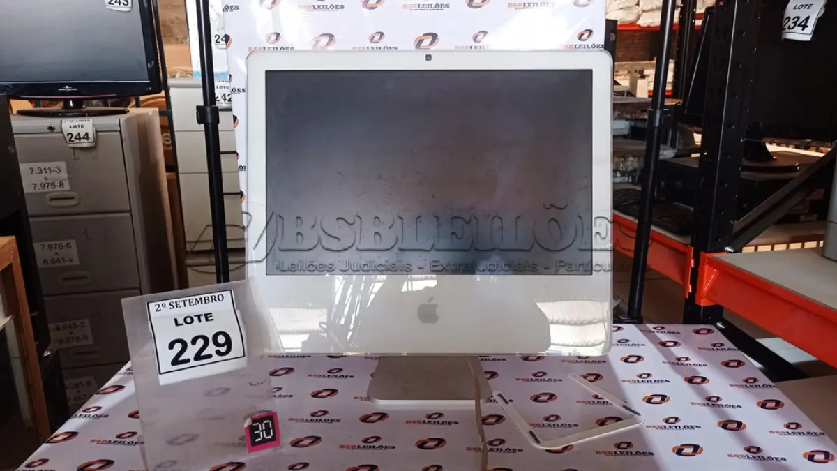 LOTE 229 - 01 IMAC. (NO ESTADO) ATENÇÃO! FAZER A VISITAÇÃO ANTES DE ARREMATAR, NÃO SABEMOS SE FUNCIONA, LEILÃO NÃO TEM GARANTIA E NEM DEVOLUÇÃO, SUJEITO A POSSÍVEIS AVARIAS VISÍVEIS/OCULTAS E/OU AUSÊNCIA DE COMPONENTES.