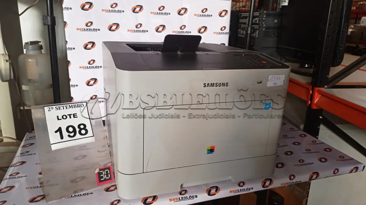 LOTE 198 - 01 IMPRESSORA MODELO CLP-680ND MARCA SAMSUNG. (NO ESTADO) ATENÇÃO! FAZER A VISITAÇÃO ANTES DE ARREMATAR, NÃO SABEMOS SE FUNCIONA, LEILÃO NÃO TEM GARANTIA E NEM DEVOLUÇÃO, SUJEITO A POSSÍVEIS AVARIAS VISÍVEIS/OCULTAS E/OU AUSÊNCIA DE COMPONENTES.