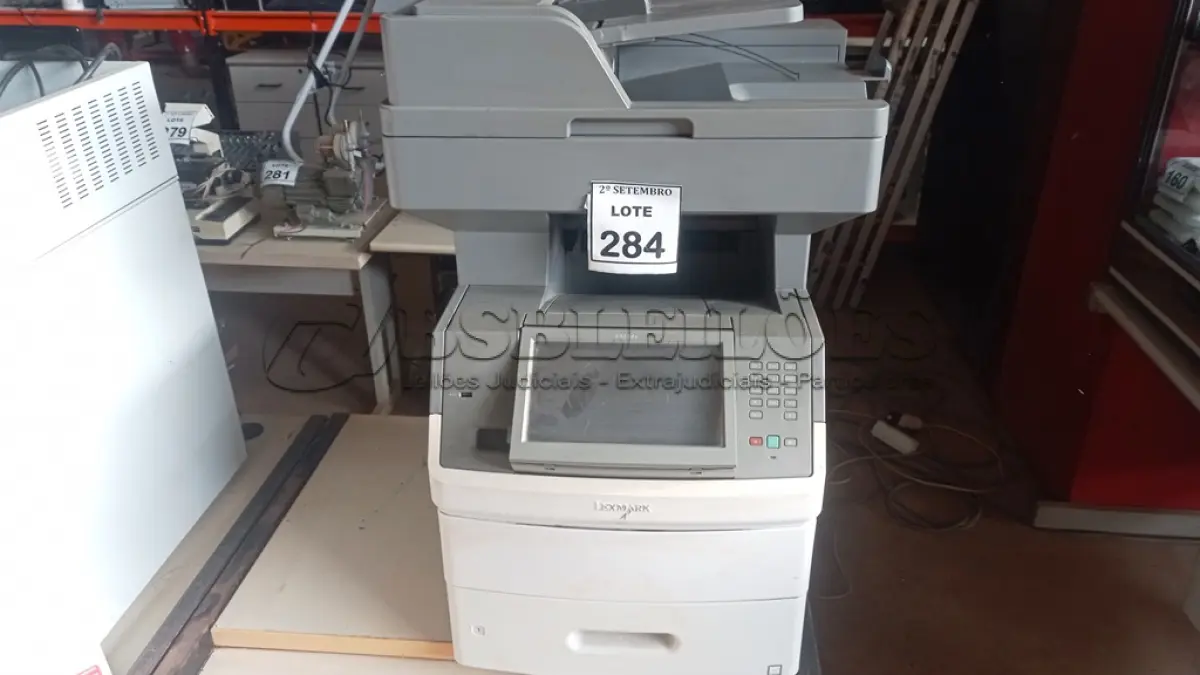 LOTE 284 - 01 IMPRESSORA MULTIFUNCIONAL MARCA LEXMARK MODELO X656DE. (NO ESTADO) ATENÇÃO! FAZER A VISITAÇÃO ANTES DE ARREMATAR, NÃO SABEMOS SE FUNCIONA, LEILÃO NÃO TEM GARANTIA E NEM DEVOLUÇÃO, SUJEITO A POSSÍVEIS AVARIAS VISÍVEIS/OCULTAS E/OU AUSÊNCIA DE COMPONENTES.