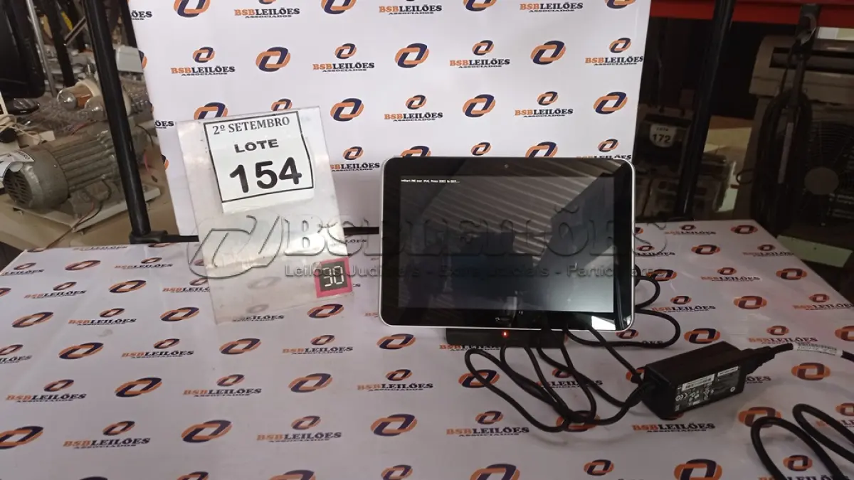 LOTE 154 - 01 TABLET HP ELITEPAD. (NO ESTADO) ATENÇÃO! FAZER A VISITAÇÃO ANTES DE ARREMATAR, NÃO SABEMOS SE FUNCIONA, LEILÃO NÃO TEM GARANTIA E NEM DEVOLUÇÃO, SUJEITO A POSSÍVEIS AVARIAS VISÍVEIS/OCULTAS E/OU AUSÊNCIA DE COMPONENTES.