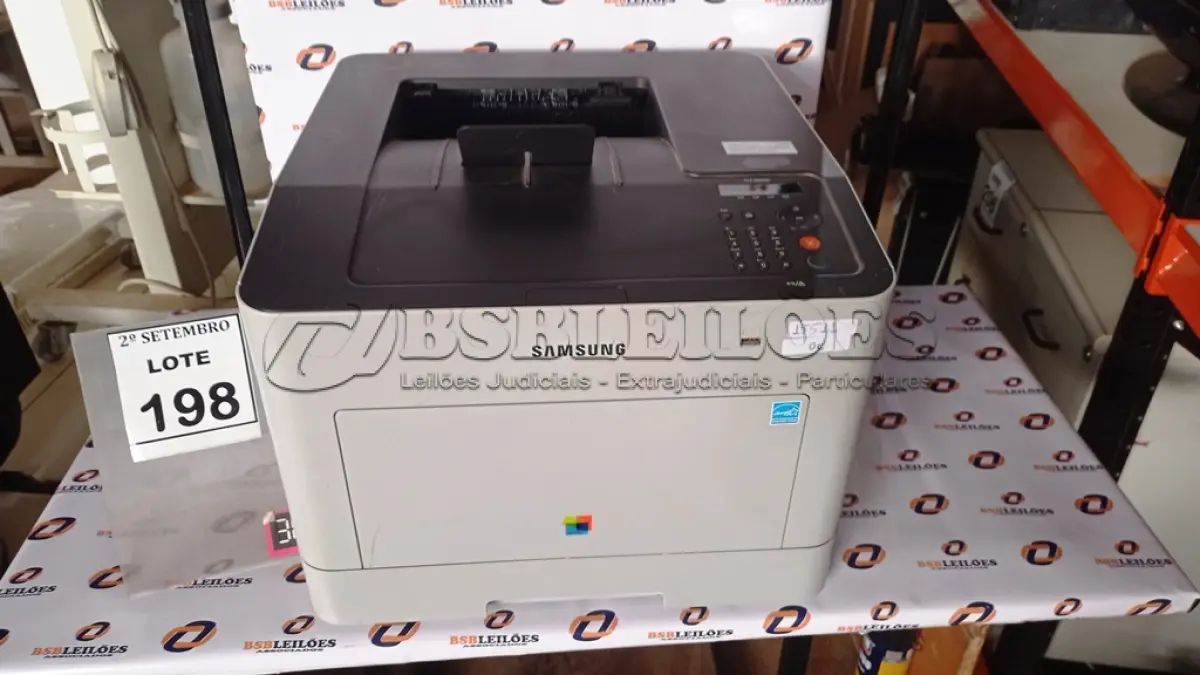 LOTE 198 - 01 IMPRESSORA MODELO CLP-680ND MARCA SAMSUNG. (NO ESTADO) ATENÇÃO! FAZER A VISITAÇÃO ANTES DE ARREMATAR, NÃO SABEMOS SE FUNCIONA, LEILÃO NÃO TEM GARANTIA E NEM DEVOLUÇÃO, SUJEITO A POSSÍVEIS AVARIAS VISÍVEIS/OCULTAS E/OU AUSÊNCIA DE COMPONENTES.
