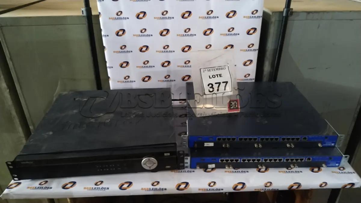 LOTE 377 - 02 FIREWALL ROTEADOR SRX240 MARCA JUNIPER 01 DVR MARCA INTELBRAS. (NO ESTADO) ATENÇÃO! FAZER A VISITAÇÃO ANTES DE ARREMATAR, NÃO SABEMOS SE FUNCIONA, LEILÃO NÃO TEM GARANTIA E NEM DEVOLUÇÃO, SUJEITO A POSSÍVEIS AVARIAS VISÍVEIS/OCULTAS E/OU AUSÊNCIA DE COMPONENTES.