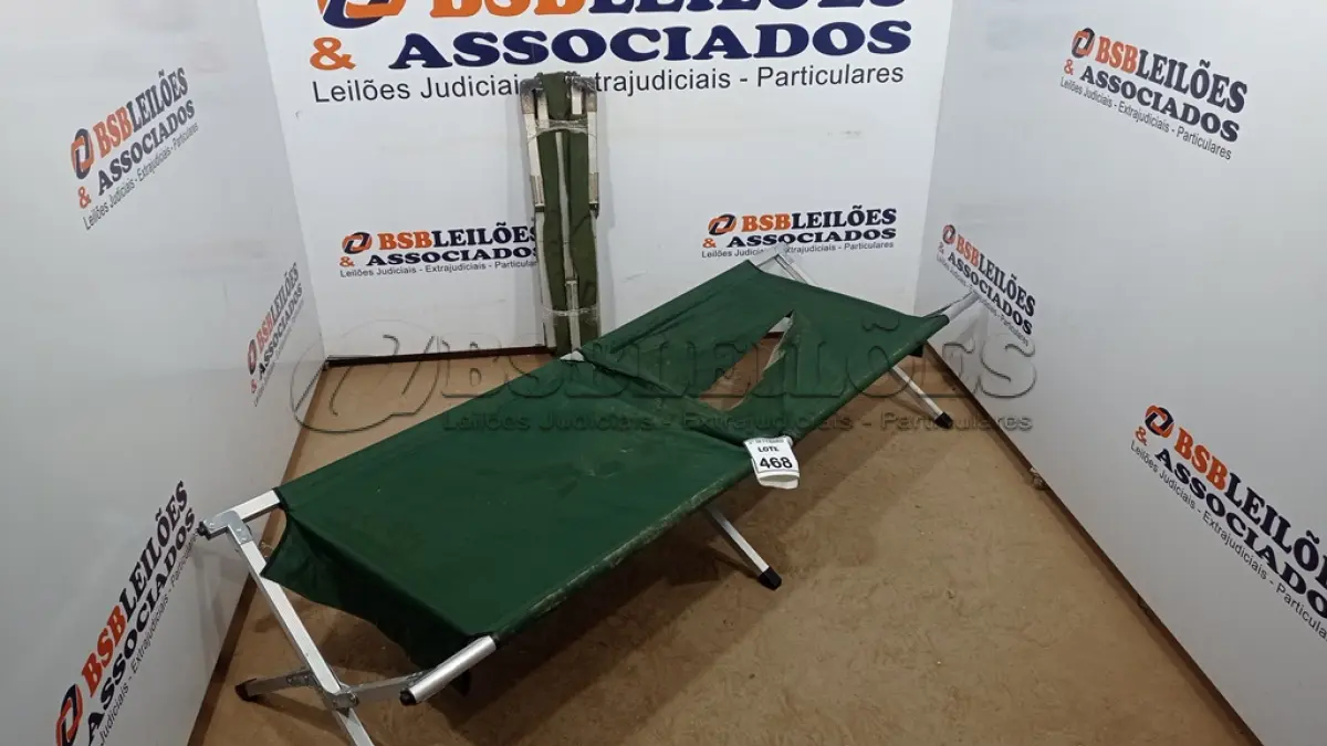 LOTE 468 - 02 CAMAS DOBRÁVEIS PORTÁTIL ESTRUTURA EM ALUMÍNIO. (NO ESTADO) ATENÇÃO! FAZER A VISITAÇÃO ANTES DE ARREMATAR, NÃO SABEMOS SE FUNCIONA, LEILÃO NÃO TEM GARANTIA E NEM DEVOLUÇÃO, SUJEITO A POSSÍVEIS AVARIAS VISÍVEIS/OCULTAS E/OU AUSÊNCIA DE COMPONENTES.