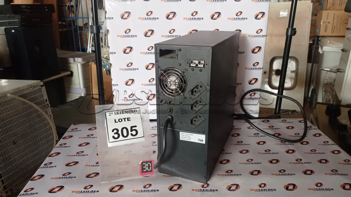 LOTE 305 - 01 NOBREAK MARCA LACERDA. (NO ESTADO) ATENÇÃO! FAZER A VISITAÇÃO ANTES DE ARREMATAR, NÃO SABEMOS SE FUNCIONA, LEILÃO NÃO TEM GARANTIA E NEM DEVOLUÇÃO, SUJEITO A POSSÍVEIS AVARIAS VISÍVEIS/OCULTAS E/OU AUSÊNCIA DE COMPONENTES.