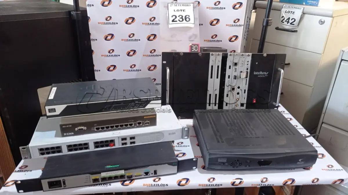 LOTE 236 - 01 CENTRAL PABX HÍBRIDA MODELO IMPACTA MARCA INTELBRAS, 01 RECEPTOR DE SATÉLITE DIRECPC MARCA HUGHES, 01 ROTEADOR HP MSR1002-4, 01 ROTEADOR CISCO 800M SERIES E 02 SWITCHES. (NO ESTADO) ATENÇÃO! FAZER A VISITAÇÃO ANTES DE ARREMATAR, NÃO SABEMOS SE FUNCIONA, LEILÃO NÃO TEM GARANTIA E NEM DEVOLUÇÃO, SUJEITO A POSSÍVEIS AVARIAS VISÍVEIS/OCULTAS E/OU AUSÊNCIA DE COMPONENTES.