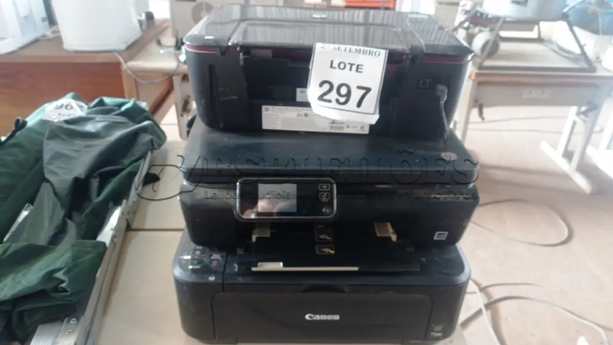 LOTE 297 - 03 IMPRESSORAS MARCA HP MODELOS DIVERSOS E 01 MARCA CANON. (NO ESTADO) ATENÇÃO! FAZER A VISITAÇÃO ANTES DE ARREMATAR, NÃO SABEMOS SE FUNCIONA, LEILÃO NÃO TEM GARANTIA E NEM DEVOLUÇÃO, SUJEITO A POSSÍVEIS AVARIAS VISÍVEIS/OCULTAS E/OU AUSÊNCIA DE COMPONENTES.