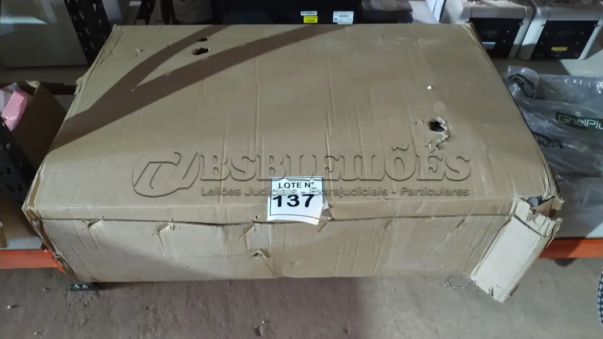 LOTE 137 - 01 BICICLETA MOTORIZADA BIKELETE 80 CILINDRADAS. (NO ESTADO, NÃO SABEMOS SE FUNCIONA. LEILÃO NÃO TEM GARANTIA E NEM DEVOLUÇÃO, SUJEITO A POSSÍVEIS AVARIAS VISÍVEIS/OCULTAS E/OU AUSÊNCIA DE COMPONENTES)