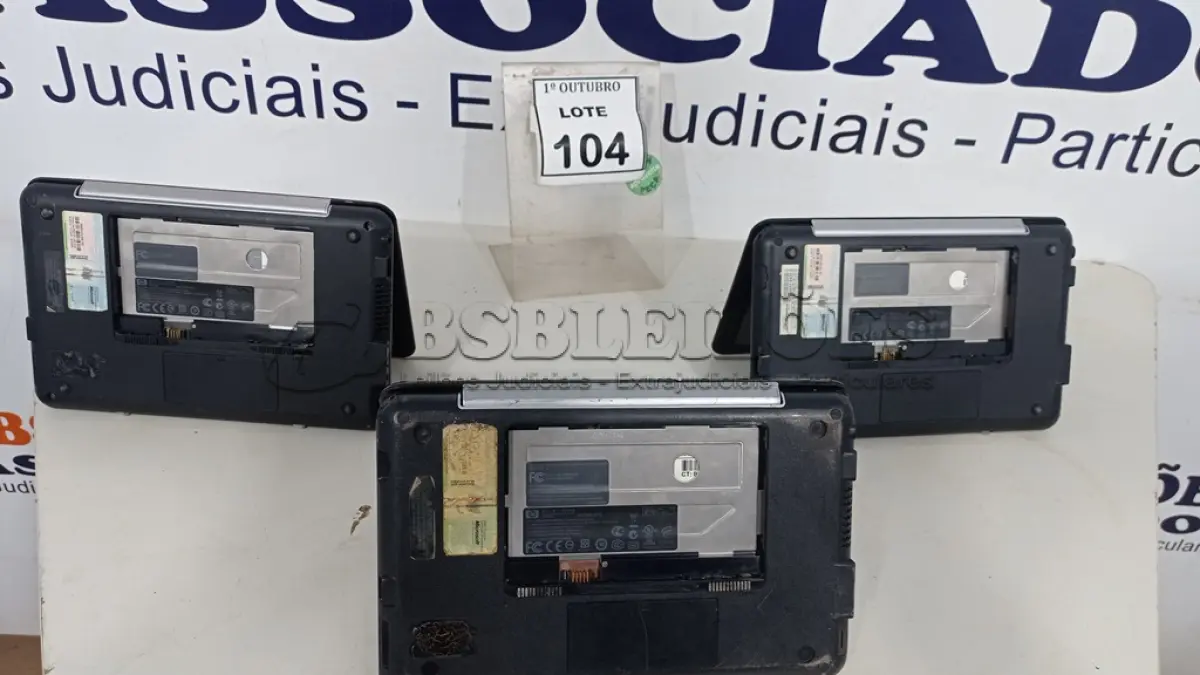 LOTE 104 - 03 NETBOOKS SEM BATERIA MARCA HP. (NO ESTADO) ATENÇÃO! FAZER A VISITAÇÃO ANTES DE ARREMATAR, NÃO SABEMOS SE FUNCIONA, LEILÃO NÃO TEM GARANTIA E NEM DEVOLUÇÃO, SUJEITO A POSSÍVEIS AVARIAS VISÍVEIS/OCULTAS E/OU AUSÊNCIA DE COMPONENTES.