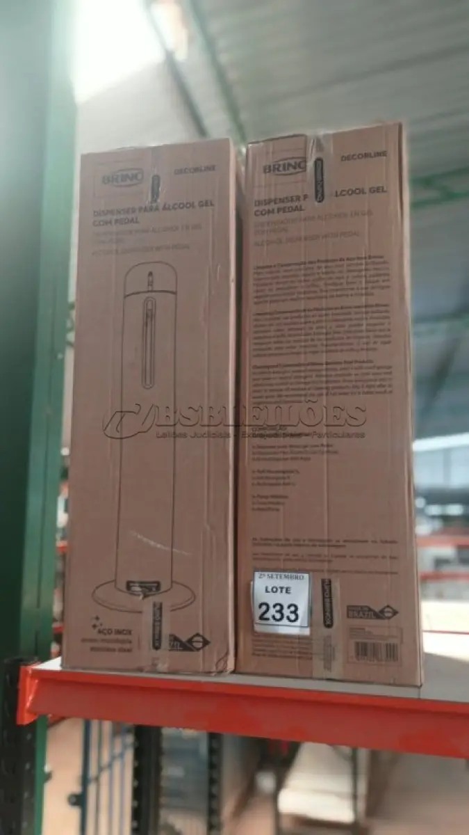 LOTE 233 - 02 DISPENSES DE ÁLCOOL EM GEL COM PEDAL MARCA BRINOX. (NO ESTADO) ATENÇÃO! FAZER A VISITAÇÃO ANTES DE ARREMATAR, NÃO SABEMOS SE FUNCIONA, LEILÃO NÃO TEM GARANTIA E NEM DEVOLUÇÃO, SUJEITO A POSSÍVEIS AVARIAS VISÍVEIS/OCULTAS E/OU AUSÊNCIA DE COMPONENTES.