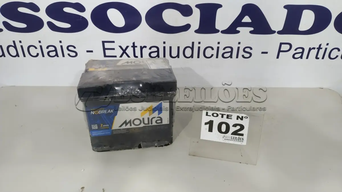 LOTE 102 - 01 BATERIA ESTACIONÁRIA MOURA NOBREAK 12MN45 (45AH) (NO ESTADO, NÃO SABEMOS SE FUNCIONA. LEILÃO NÃO TEM GARANTIA E NEM DEVOLUÇÃO, SUJEITO A POSSÍVEIS AVARIAS VISÍVEIS/OCULTAS E/OU AUSÊNCIA DE COMPONENTES)