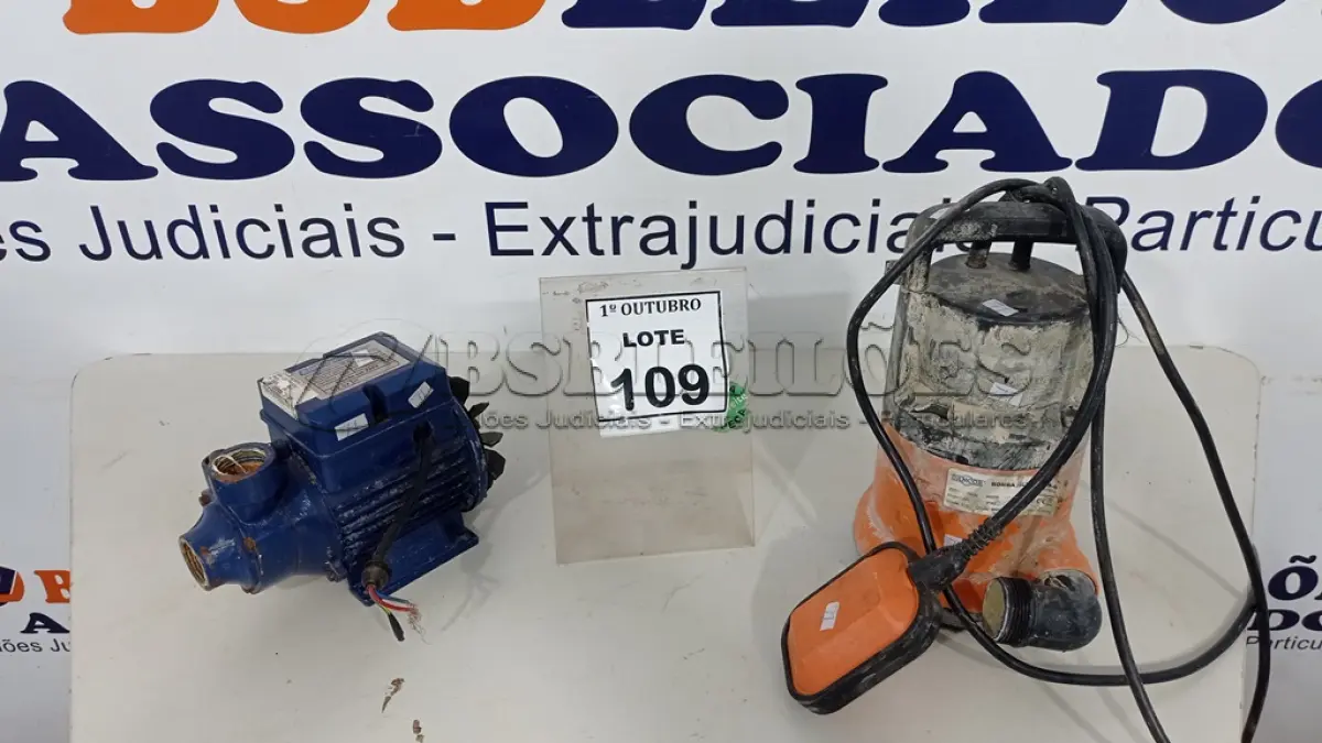 LOTE 109 - 01 MOTOBOMBA E 01 BOMBA ULTRA DS-5 220V  400W MARCA DANCOR. (NO ESTADO) ATENÇÃO! FAZER A VISITAÇÃO ANTES DE ARREMATAR, NÃO SABEMOS SE FUNCIONA, LEILÃO NÃO TEM GARANTIA E NEM DEVOLUÇÃO, SUJEITO A POSSÍVEIS AVARIAS VISÍVEIS/OCULTAS E/OU AUSÊNCIA DE COMPONENTES.