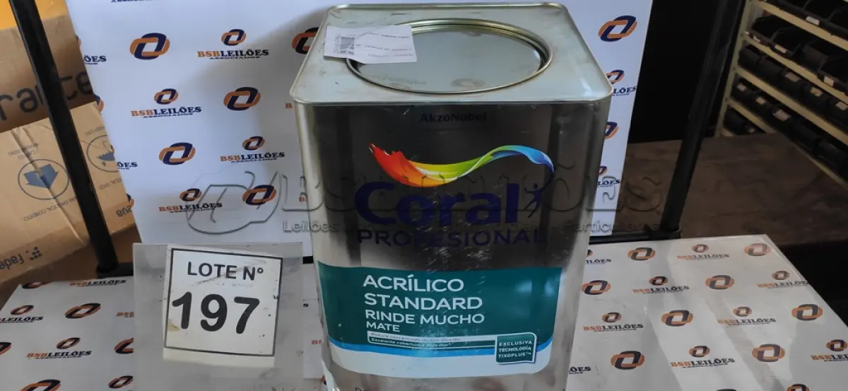 LOTE 197 - 01 LATA DE TINTA ACRILICA 18L NA COR BRANCA MARCA CORAL. (NO ESTADO, NÃO SABEMOS SE FUNCIONA. LEILÃO NÃO TEM GARANTIA E NEM DEVOLUÇÃO, SUJEITO A POSSÍVEIS AVARIAS VISÍVEIS/OCULTAS E/OU AUSÊNCIA DE COMPONENTES)