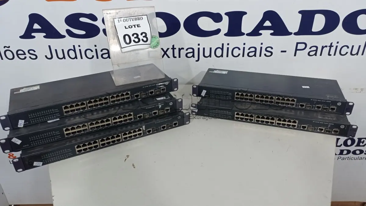 LOTE 033 - 05 SWITCHES 24 PORTAS MARCA HP. (NO ESTADO) ATENÇÃO! FAZER A VISITAÇÃO ANTES DE ARREMATAR, NÃO SABEMOS SE FUNCIONA, LEILÃO NÃO TEM GARANTIA E NEM DEVOLUÇÃO, SUJEITO A POSSÍVEIS AVARIAS VISÍVEIS/OCULTAS E/OU AUSÊNCIA DE COMPONENTES.