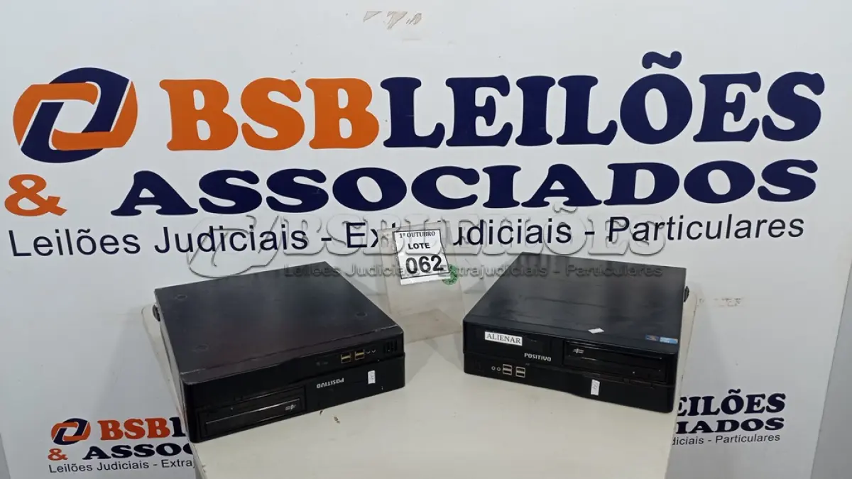 LOTE 062 - 02 MICRO COMPUTADORES MARCA POSITIVO. (NO ESTADO) ATENÇÃO! FAZER A VISITAÇÃO ANTES DE ARREMATAR, NÃO SABEMOS SE FUNCIONA, LEILÃO NÃO TEM GARANTIA E NEM DEVOLUÇÃO, SUJEITO A POSSÍVEIS AVARIAS VISÍVEIS/OCULTAS E/OU AUSÊNCIA DE COMPONENTES.