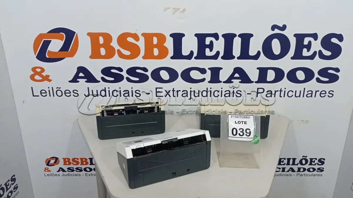 LOTE 039 - 03 SCANNERS DE MESA MARCA AVISION. (NO ESTADO) ATENÇÃO! FAZER A VISITAÇÃO ANTES DE ARREMATAR, NÃO SABEMOS SE FUNCIONA, LEILÃO NÃO TEM GARANTIA E NEM DEVOLUÇÃO, SUJEITO A POSSÍVEIS AVARIAS VISÍVEIS/OCULTAS E/OU AUSÊNCIA DE COMPONENTES.