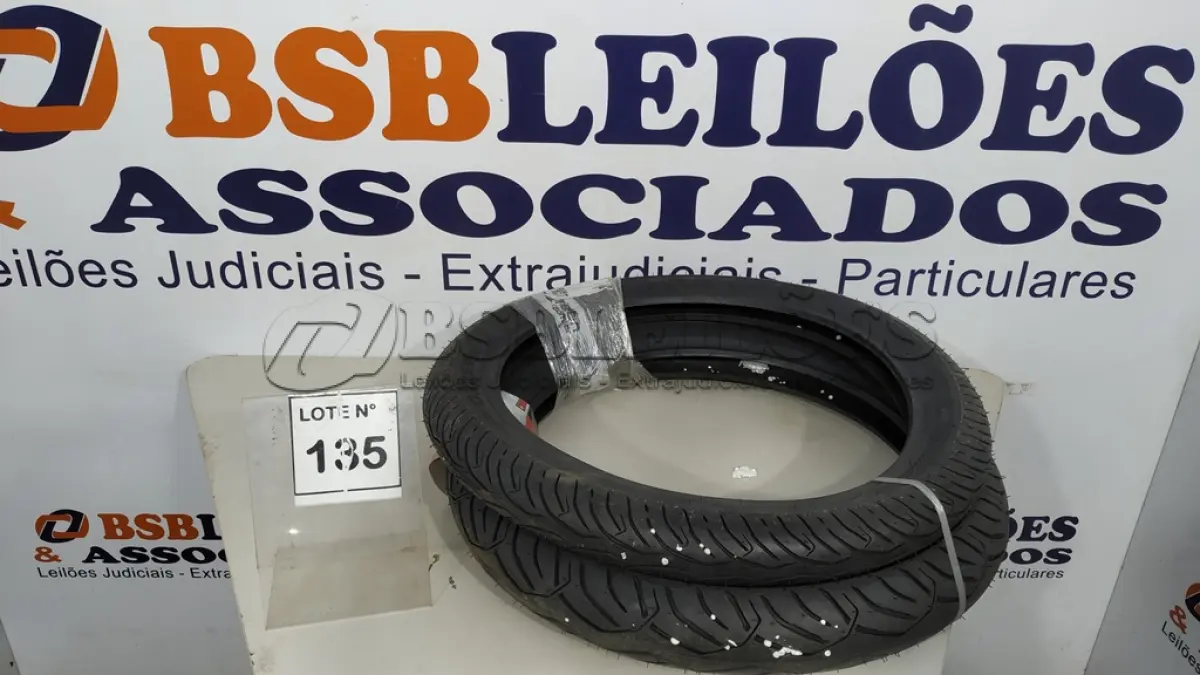 LOTE 135 - KIT 2 PNEUS MASKED 80/100-18 + 100/80-18 SEM CÂMARA. (NO ESTADO, NÃO SABEMOS SE FUNCIONA. LEILÃO NÃO TEM GARANTIA E NEM DEVOLUÇÃO, SUJEITO A POSSÍVEIS AVARIAS VISÍVEIS/OCULTAS E/OU AUSÊNCIA DE COMPONENTES)