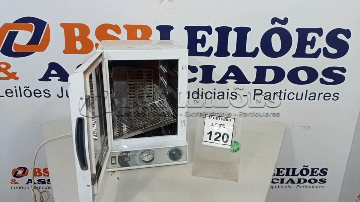 LOTE 120 - 01 ESTUFA PARA ESTERILIZAÇÃO E SECAGEM MARCA MASTER. (NO ESTADO) ATENÇÃO! FAZER A VISITAÇÃO ANTES DE ARREMATAR, NÃO SABEMOS SE FUNCIONA, LEILÃO NÃO TEM GARANTIA E NEM DEVOLUÇÃO, SUJEITO A POSSÍVEIS AVARIAS VISÍVEIS/OCULTAS E/OU AUSÊNCIA DE COMPONENTES.