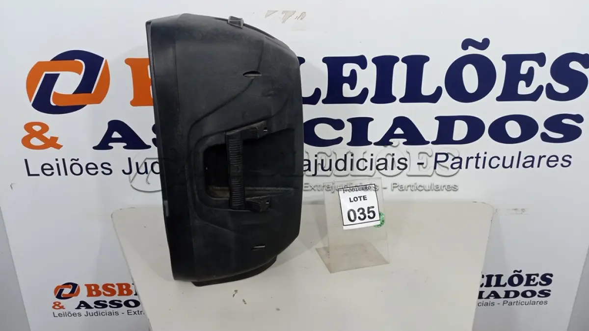 LOTE 035 - 01 CAIXA DE SOM PZPROPASSIVE PX-12. (NO ESTADO) ATENÇÃO! FAZER A VISITAÇÃO ANTES DE ARREMATAR, NÃO SABEMOS SE FUNCIONA. LEILÃO NÃO TEM GARANTIA E NEM DEVOLUÇÃO, SUJEITO A POSSÍVEIS AVARIAS VISÍVEIS/OCULTAS E/OU AUSÊNCIA DE COMPONENTES.