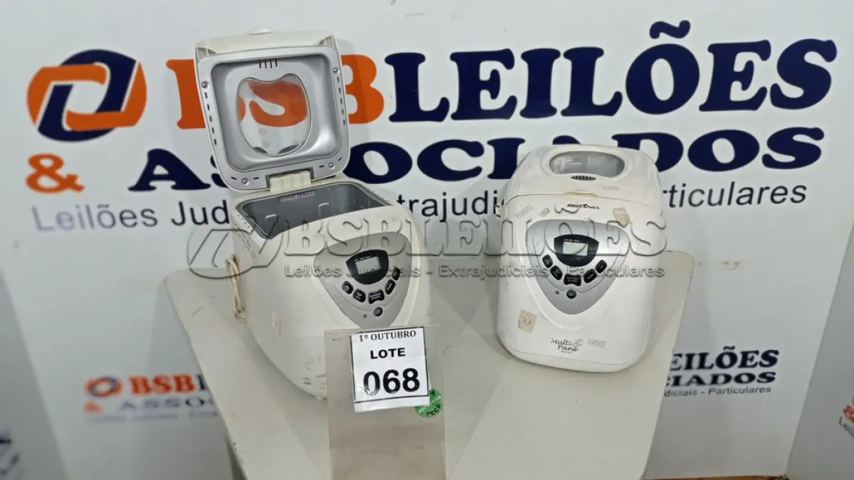 LOTE 068 - 02 PANIFICADORAS ELÉTRICA MULTI PANE, 02 CHALEIRAS ELÉTRICAS, 02 MOTORES DE LIQUIDIFICADOR, 01 COPO DE LIQUIDIFICADOR 01 SANDUICHEIRA, 01 CAFETEIRA, 01 MULTIPROCESSADOR E 01 MIXER. (NO ESTADO) ATENÇÃO! FAZER A VISITAÇÃO ANTES DE ARREMATAR, NÃO SABEMOS SE FUNCIONA, LEILÃO NÃO TEM GARANTIA E NEM DEVOLUÇÃO, SUJEITO A POSSÍVEIS AVARIAS VISÍVEIS/OCULTAS E/OU AUSÊNCIA DE COMPONENTES.