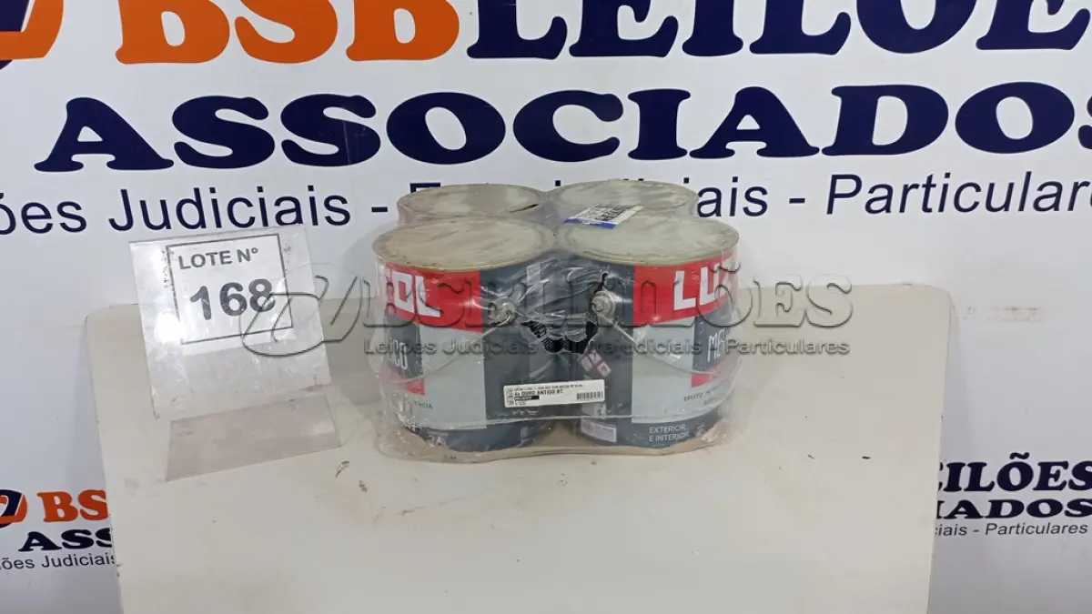 LOTE 168 - 04 LATAS DE ESMALTE SINTÉTICO COM 3,6L CADA NA COR OURO ANTIGO MARCA LUZTOL. (NO ESTADO, NÃO SABEMOS SE FUNCIONA. LEILÃO NÃO TEM GARANTIA E NEM DEVOLUÇÃO, SUJEITO A POSSÍVEIS AVARIAS VISÍVEIS/OCULTAS E/OU AUSÊNCIA DE COMPONENTES)