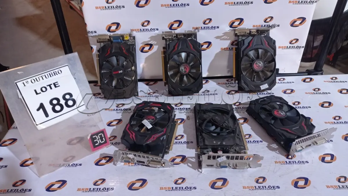 LOTE 188 - 06 PLACAS DE VÍDEO. (NO ESTADO) ATENÇÃO! FAZER A VISITAÇÃO ANTES DE ARREMATAR, NÃO SABEMOS SE FUNCIONA, LEILÃO NÃO TEM GARANTIA E NEM DEVOLUÇÃO, SUJEITO A POSSÍVEIS AVARIAS VISÍVEIS/OCULTAS E/OU AUSÊNCIA DE COMPONENTES.