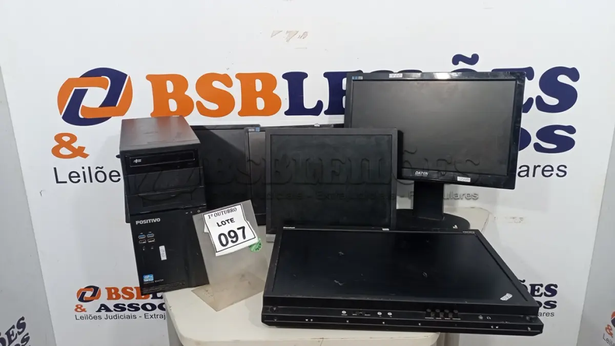 LOTE 097 - 05 MONITORES DE MARCAS E MODELOS DIVERSOS E 01 CPU MARCA POSITIVO. (NO ESTADO) ATENÇÃO! FAZER A VISITAÇÃO ANTES DE ARREMATAR, NÃO SABEMOS SE FUNCIONA, LEILÃO NÃO TEM GARANTIA E NEM DEVOLUÇÃO, SUJEITO A POSSÍVEIS AVARIAS VISÍVEIS/OCULTAS E/OU AUSÊNCIA DE COMPONENTES.