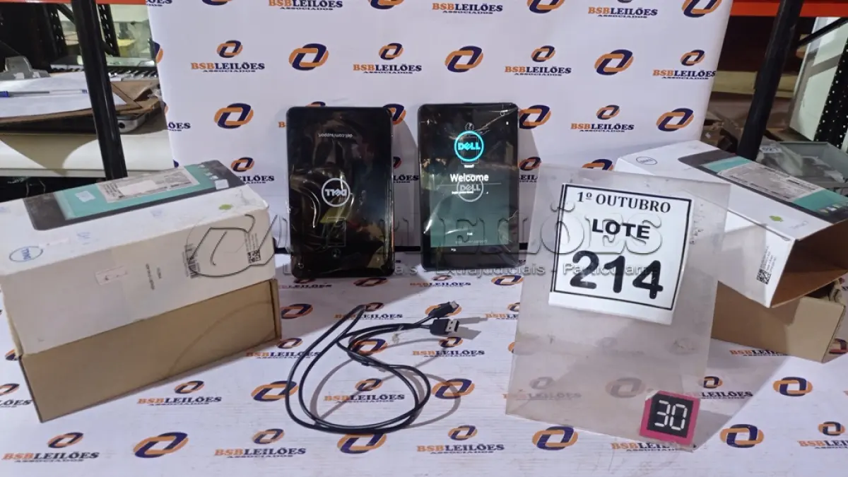 LOTE 214 - 02 TABLETS MODELO VENUE 7 16GB TELA HD 7’’ MARCA DELL. (NO ESTADO) ATENÇÃO! FAZER A VISITAÇÃO ANTES DE ARREMATAR, NÃO SABEMOS SE FUNCIONA, LEILÃO NÃO TEM GARANTIA E NEM DEVOLUÇÃO, SUJEITO A POSSÍVEIS AVARIAS VISÍVEIS/OCULTAS E/OU AUSÊNCIA DE COMPONENTES.