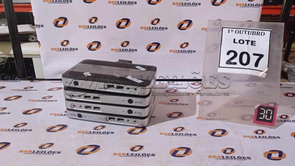 LOTE 207 - 04 THIN CLIENTS MODELO TX0 DELL WYSE. (NO ESTADO) ATENÇÃO! FAZER A VISITAÇÃO ANTES DE ARREMATAR, NÃO SABEMOS SE FUNCIONA, LEILÃO NÃO TEM GARANTIA E NEM DEVOLUÇÃO, SUJEITO A POSSÍVEIS AVARIAS VISÍVEIS/OCULTAS E/OU AUSÊNCIA DE COMPONENTES.