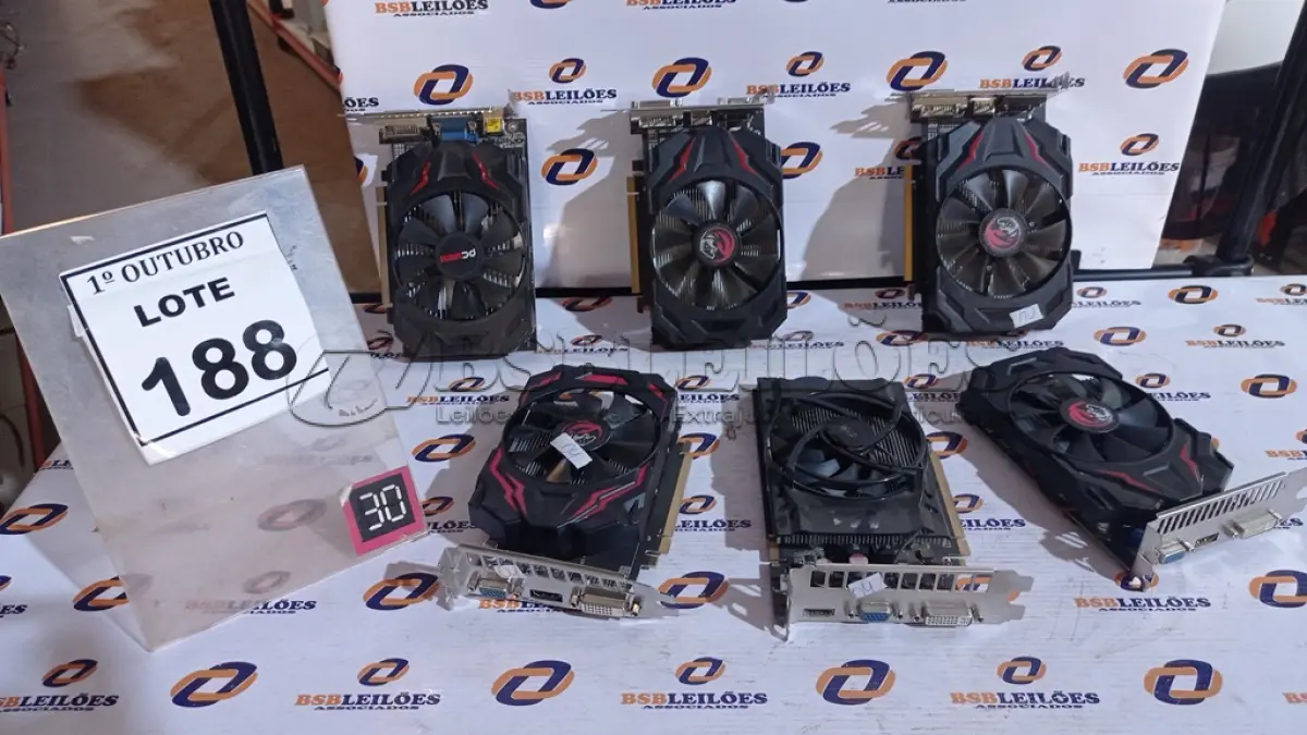 LOTE 188 - 06 PLACAS DE VÍDEO. (NO ESTADO) ATENÇÃO! FAZER A VISITAÇÃO ANTES DE ARREMATAR, NÃO SABEMOS SE FUNCIONA, LEILÃO NÃO TEM GARANTIA E NEM DEVOLUÇÃO, SUJEITO A POSSÍVEIS AVARIAS VISÍVEIS/OCULTAS E/OU AUSÊNCIA DE COMPONENTES.
