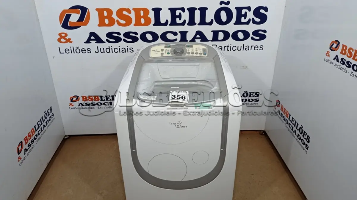 LOTE 356 - 01 MÁQUINA DE LAVAR LAVA E SECA 12KG 220V MARCA ELECTROLUX. (NO ESTADO) ATENÇÃO! FAZER A VISITAÇÃO ANTES DE ARREMATAR, NÃO SABEMOS SE FUNCIONA, LEILÃO NÃO TEM GARANTIA E NEM DEVOLUÇÃO, SUJEITO A POSSÍVEIS AVARIAS VISÍVEIS/OCULTAS E/OU AUSÊNCIA DE COMPONENTES.